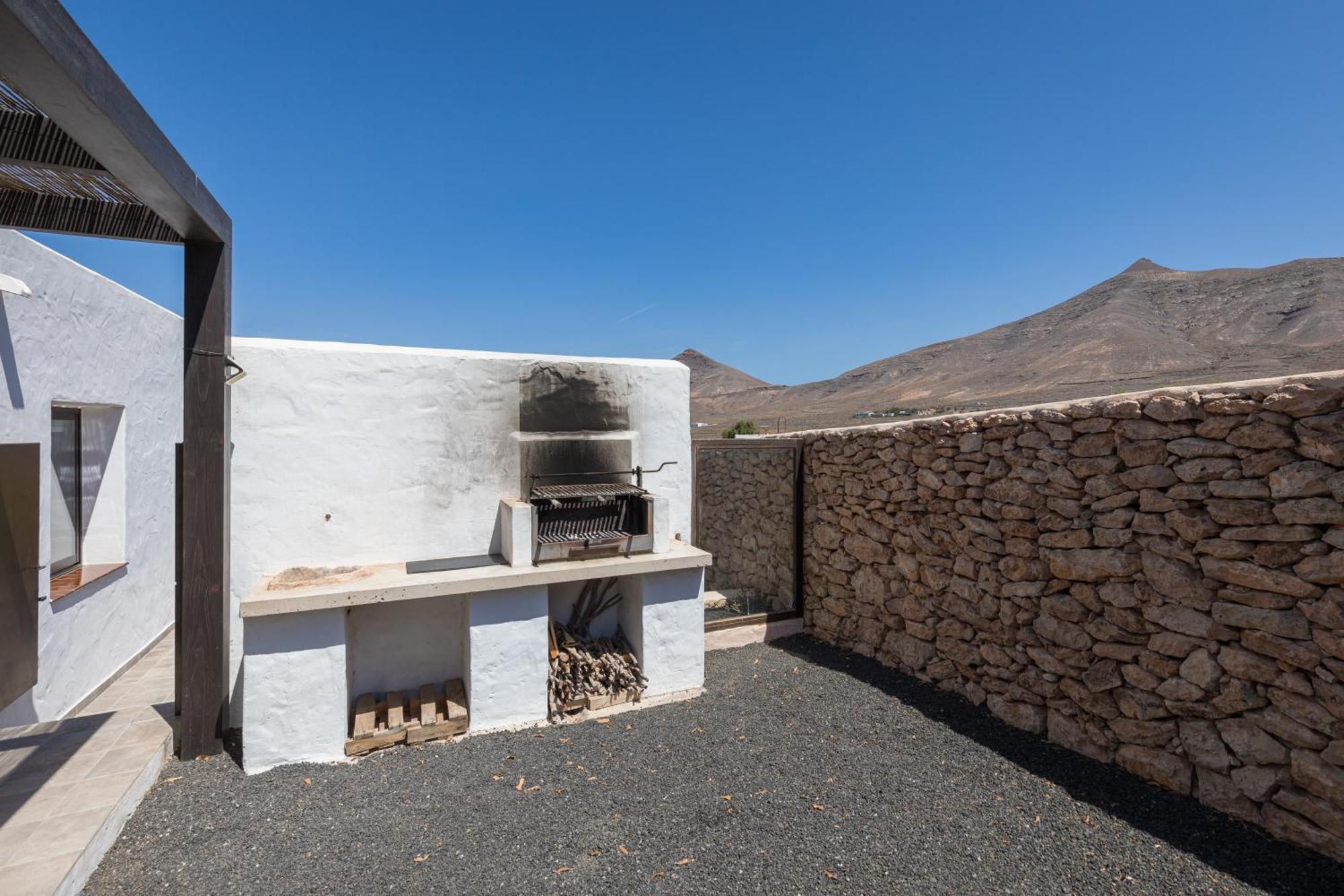 Casa Marisa With Heated Pool & Garden Βίλα Tindaya Εξωτερικό φωτογραφία
